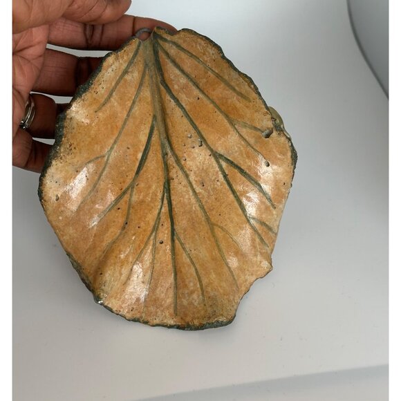 Pottery Fat Brown Bird Figure With Leaf Shaped Wings & Tail Sitting On A Leaf - Picture 8 of 13